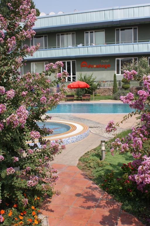 Advantage Hotel Самарканд Екстер'єр фото