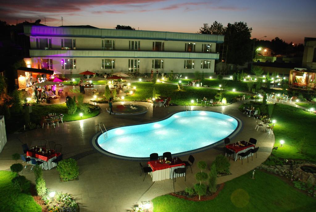 Advantage Hotel Самарканд Екстер'єр фото
