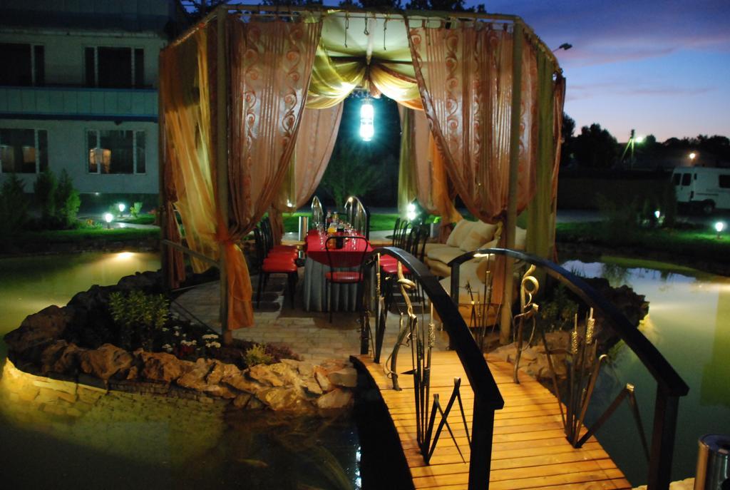 Advantage Hotel Самарканд Екстер'єр фото